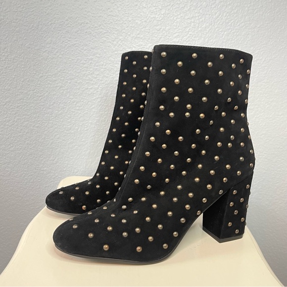 Lucky Brand Wesson Suede Studded Black Booties - Picture 1 of 5